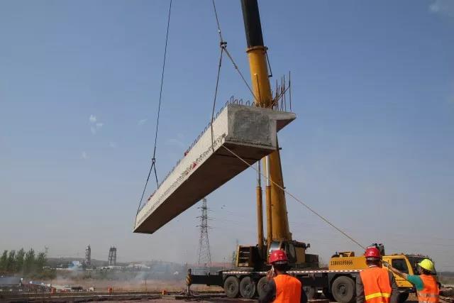 吊裝作業(yè)過(guò)程中到底存在什么樣的危險(xiǎn)？